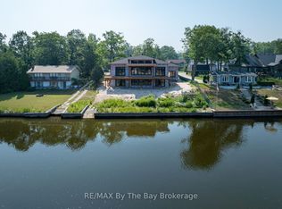 34 Edgewater Rd, Wasaga Beach, ON L9Z2W3