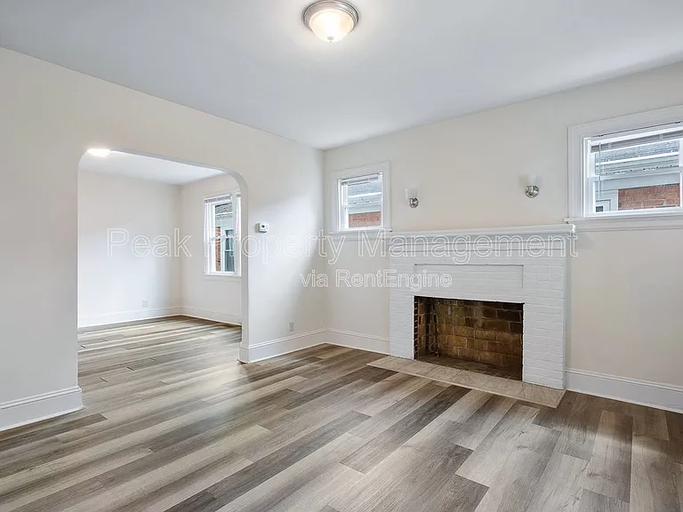 2304 Halifax Ave — Photo 6