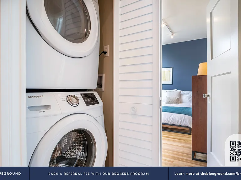 Washer/Dryer in Apartment
