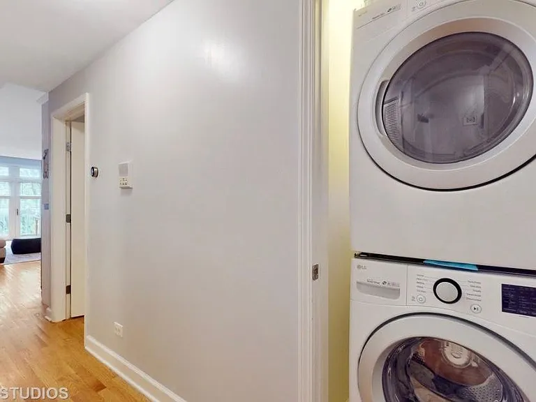 2855 N Damen Ave #2 — Photo 16