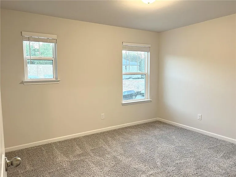 6901 Durham Ln — Photo 24