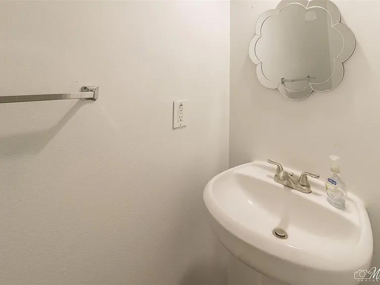 10904 Panther Ct — Photo 27