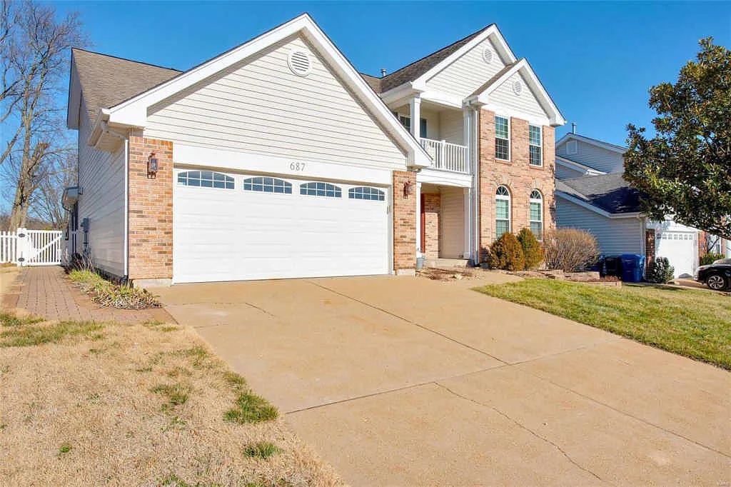 687 Summer Top Cir photo 1