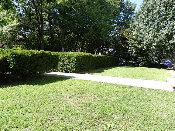 2nd image of 5 Woodbine St