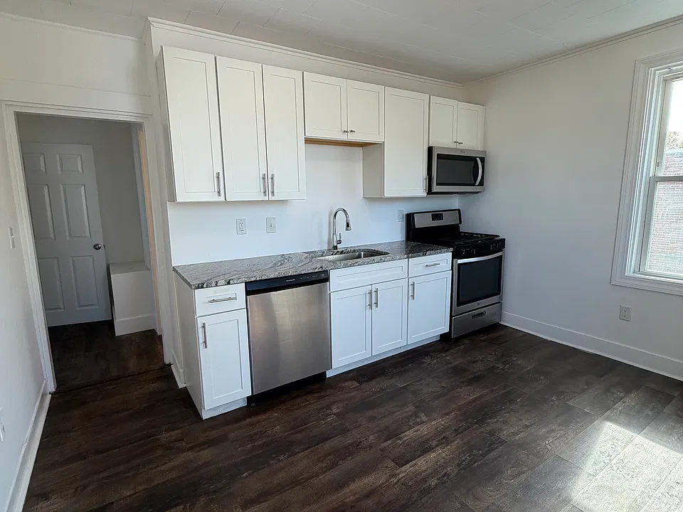 3 Gould St #2