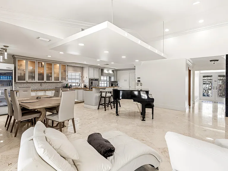 5223 Deerhurst Crescent Cir — Photo 18