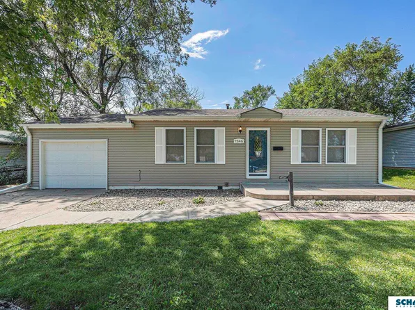 7346 S 71st St, La Vista, NE 68128