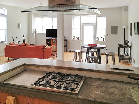 5th image of 1835 W North Ave Floor 3