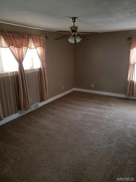2nd image of 402 W Henley St