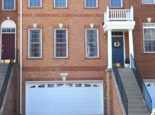 42772 Locklear Ter, Chantilly, VA 20152