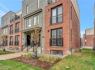 99 Roger St #53, Waterloo, ON N2J 0G1