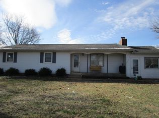 507 Delp Rd, Mountain View, MO 65548