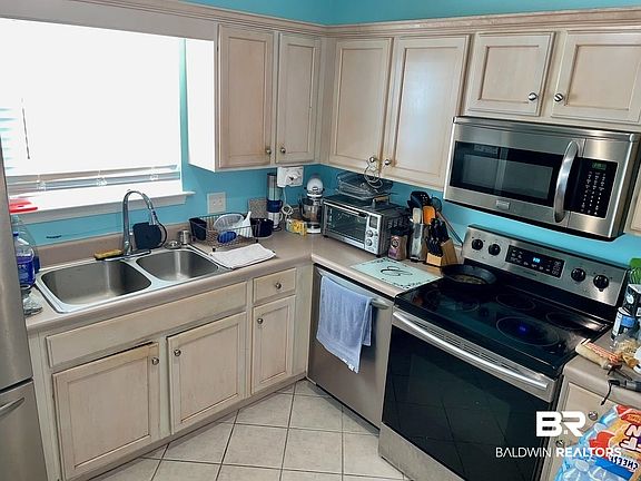 5th image of 600 E 21st Ave