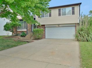 3158 N Cranberry St, Wichita, KS 67226