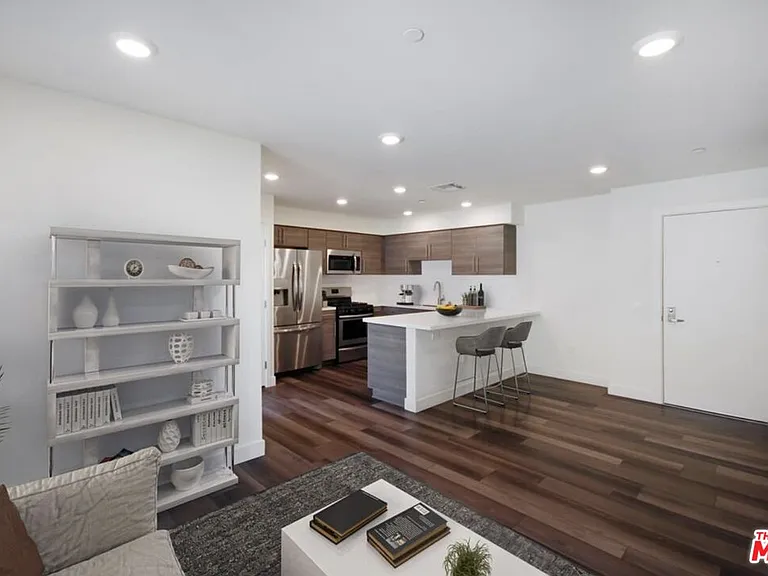 3667 Mentone Ave #3 — Photo 3