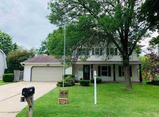 3104 E River Dr, Green Bay, WI 54301