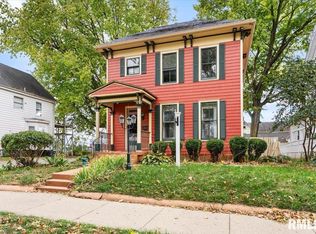 810 E Edwards St, Springfield, IL 62703