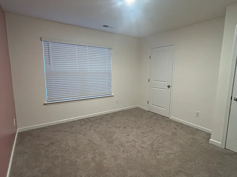 2940 Brooks Meadow Ln — Photo 33