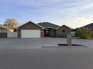 426 E University Dr, Portales, NM 88130