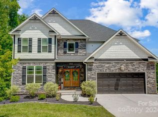 2813 Point Rd, Belmont, NC 28012