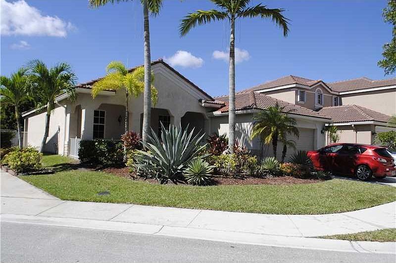 1st image of 1436 Sandpiper Cir