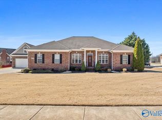 122 Kinsale Dr, Madison, AL 35757