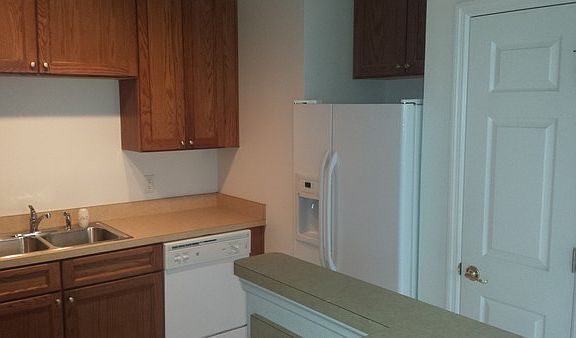 3rd image of 10242 Regent Park Dr #2001