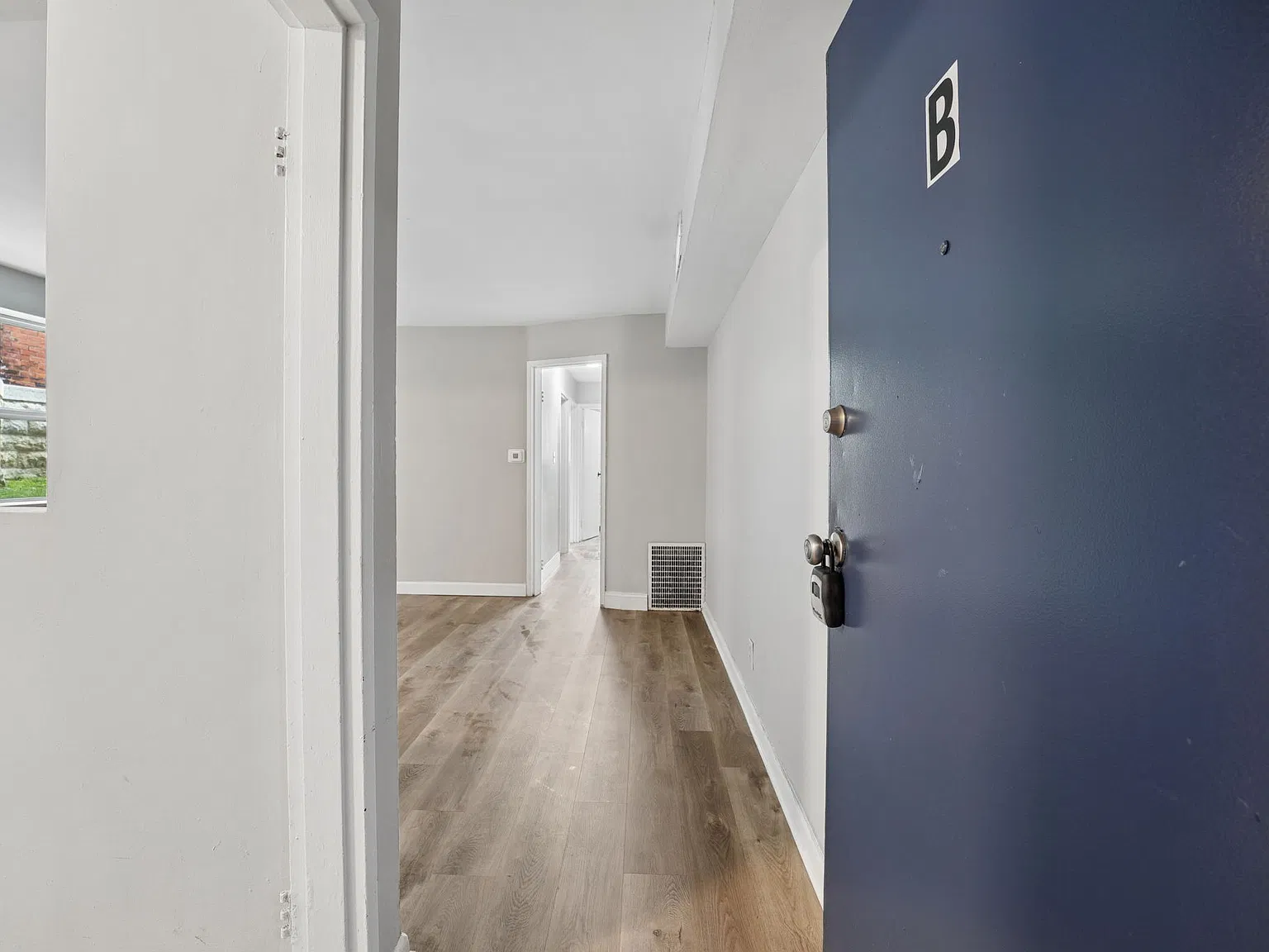 61 North 21st Street - B — Photo 2