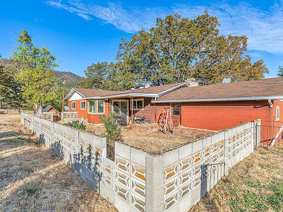 5th image of 3361 Little Applegate Rd
