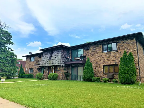 5739 W 129th St #2C, Crestwood, IL 60445