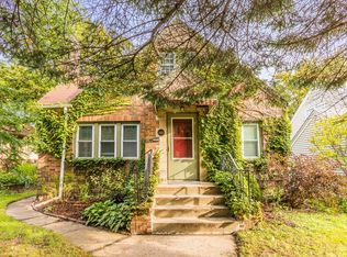 1143 McLean Ave, Saint Paul, MN 55106