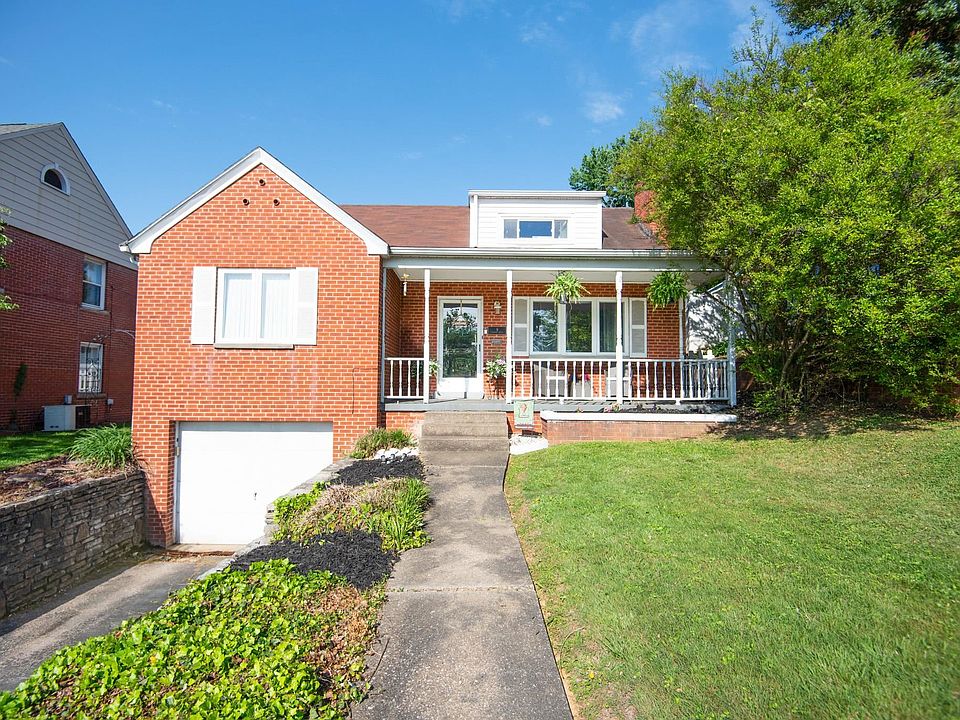 1st image of 9 Fairfax Dr