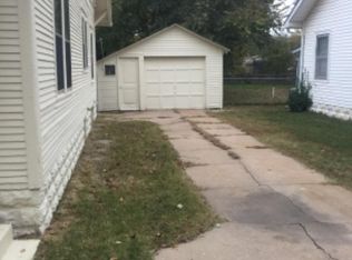 1328 S Greenwood Ave, Wichita, KS 67211