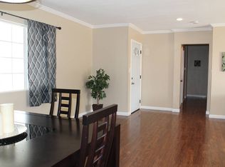 8326 Noble Ave, North Hills, CA 91343