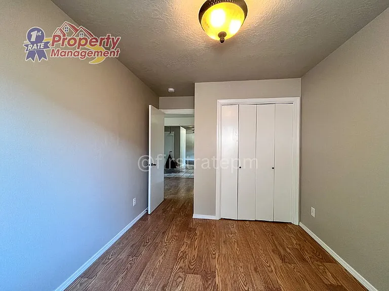 3079 N Columbine Ave — Photo 9