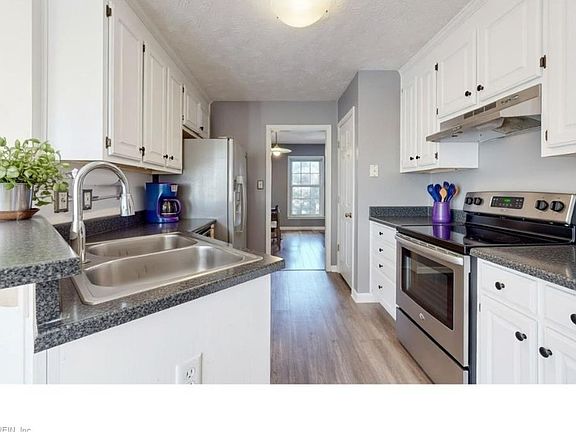 4th image of 2967 Lake Powell Rd