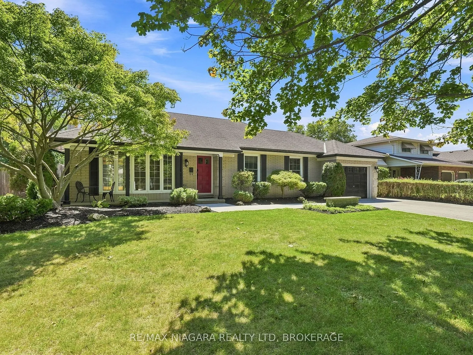 3 bed, $3,500 — Photo 2