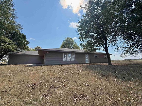 4th image of 317 County Road 104