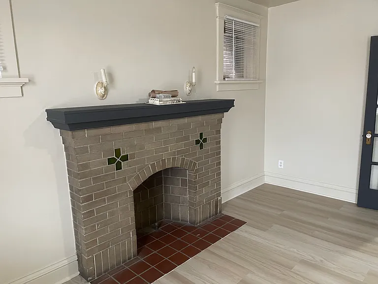 3925 S Grand Blvd #1F — Photo 3