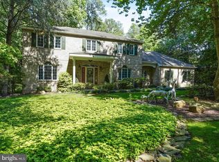 12 Chippenham Dr, Newark, DE 19711