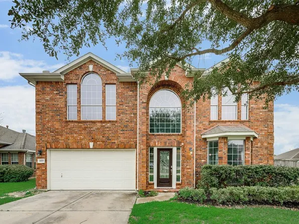8515 Woodland Knoll Ln, Cypress, TX 77433