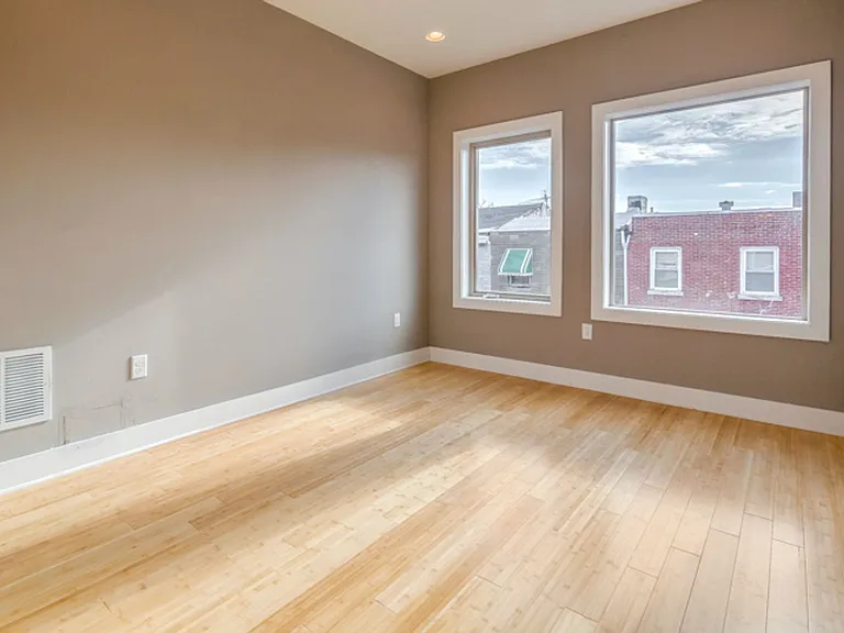 408 Federal St — Photo 8
