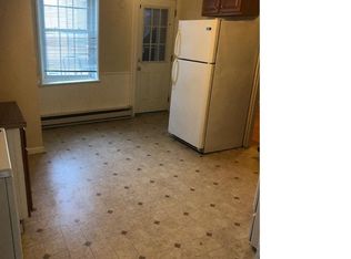 11 Cataract St, Cohoes, NY 12047