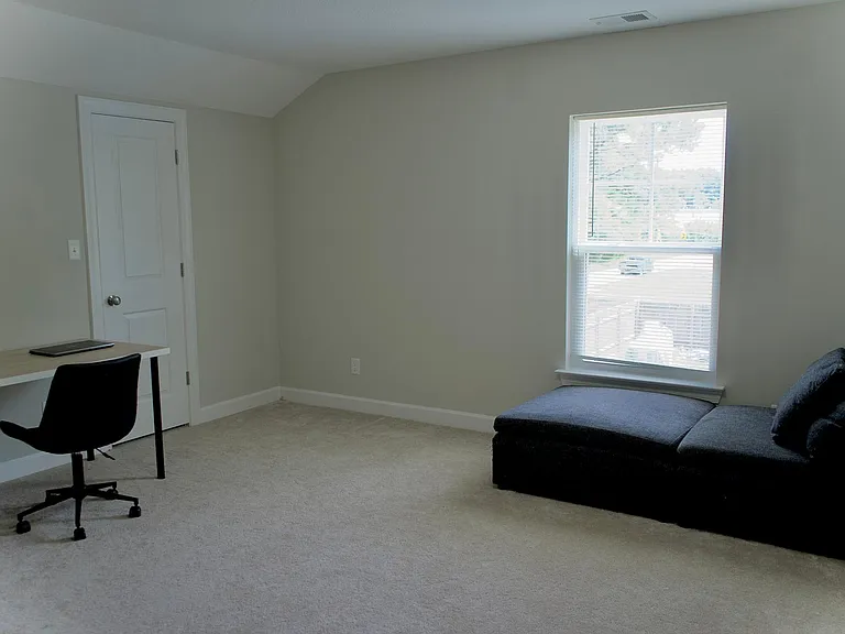121 Matt Ln — Photo 15