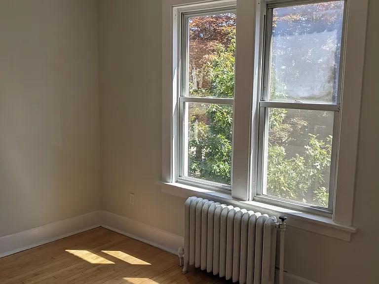 193 Elm St #13 — Photo 8