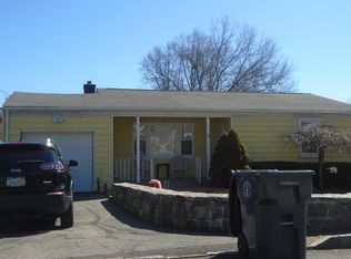 126 Edgepark Rd, White Plains, NY 10603