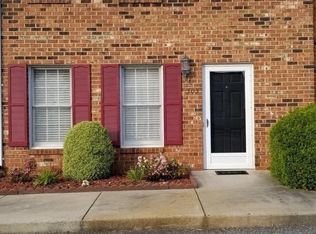 303 Rustwood Ct, Rustburg, VA 24588
