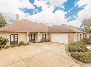 150 Oaklawn Ridge Ln, Saint Rose, LA 70087