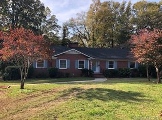 1048 Paramount Cir, Gastonia, NC 28052