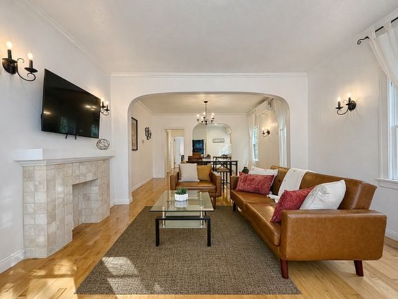 2nd image of 1121 15th St #11231